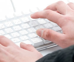 ソリューション事業部